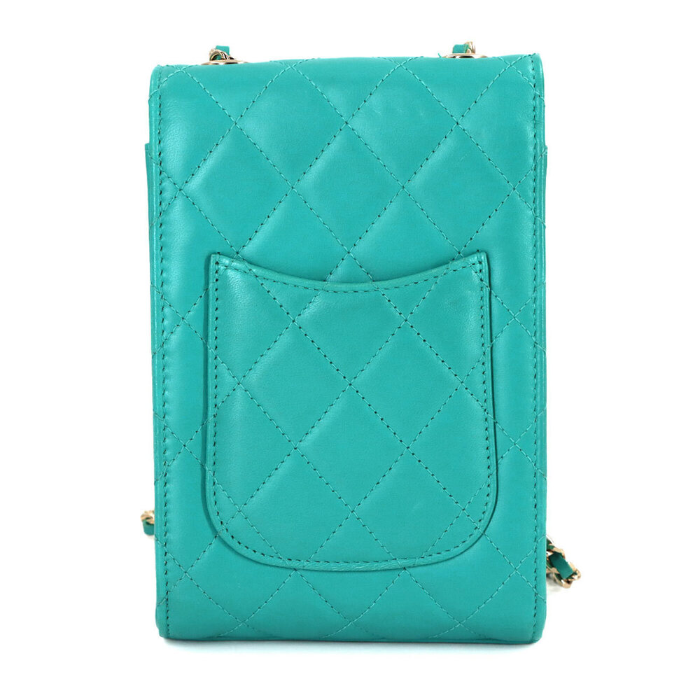 CHANEL Green Leather Shoulder Bag - Picture 3 of 10